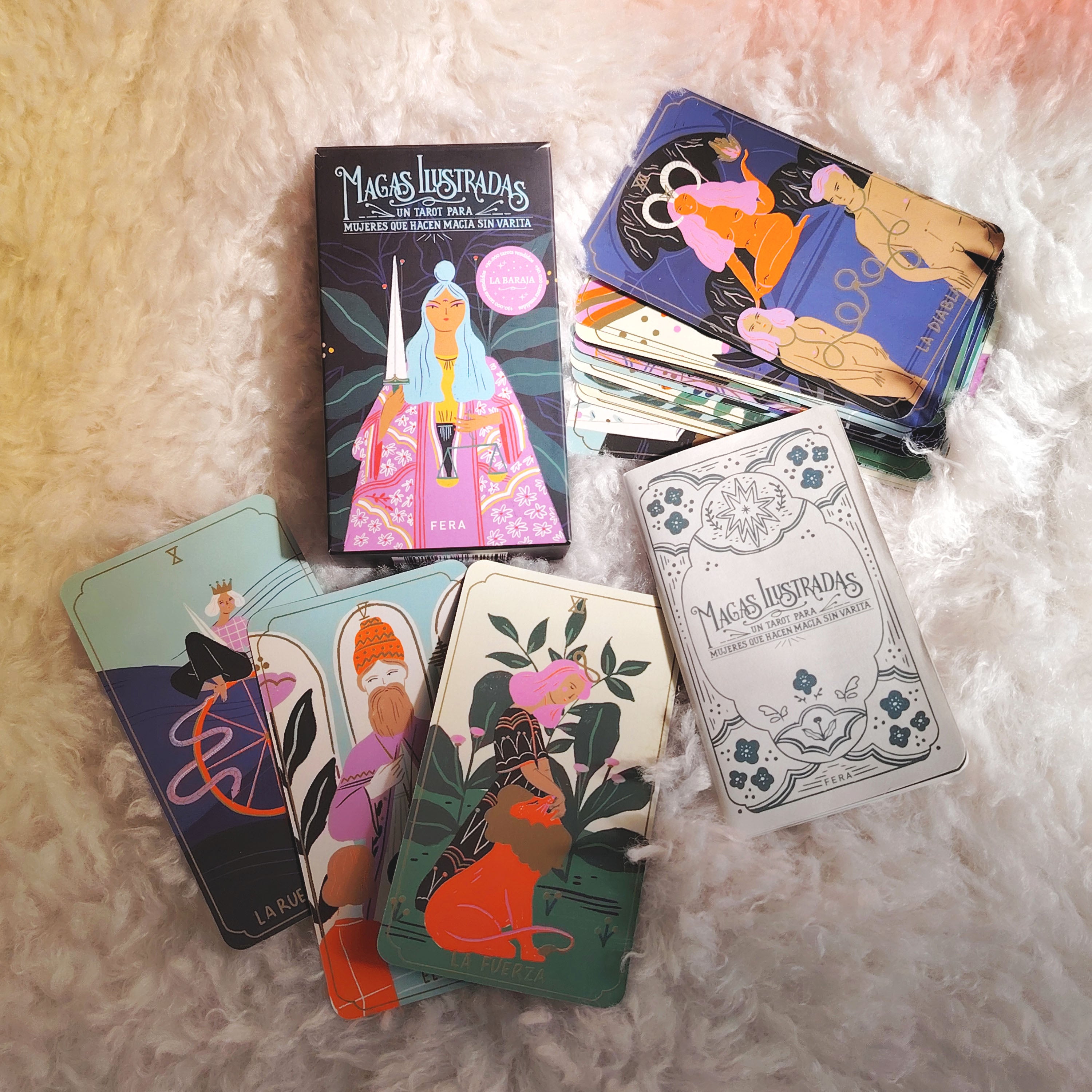 TAROT MAGAS ILUSTRADAS